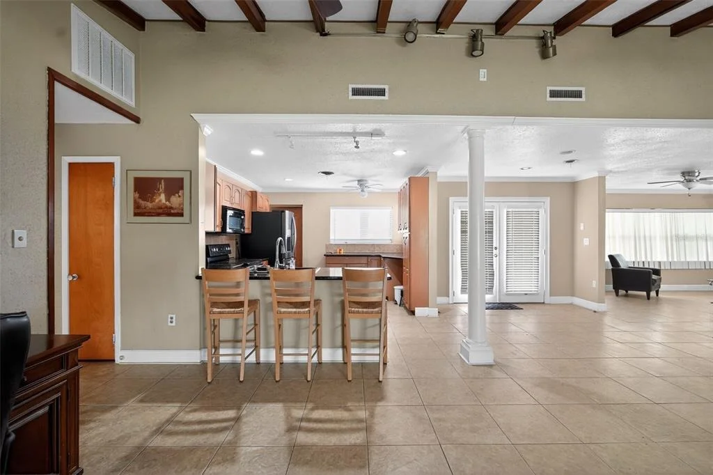 Photo of 1406 HAVEN BEND