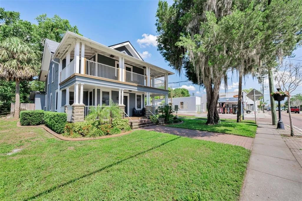 Photo of 133 N PINELLAS AVENUE