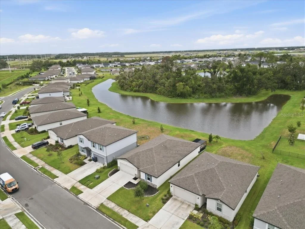Photo of 10119 DAYBREAK GLEN