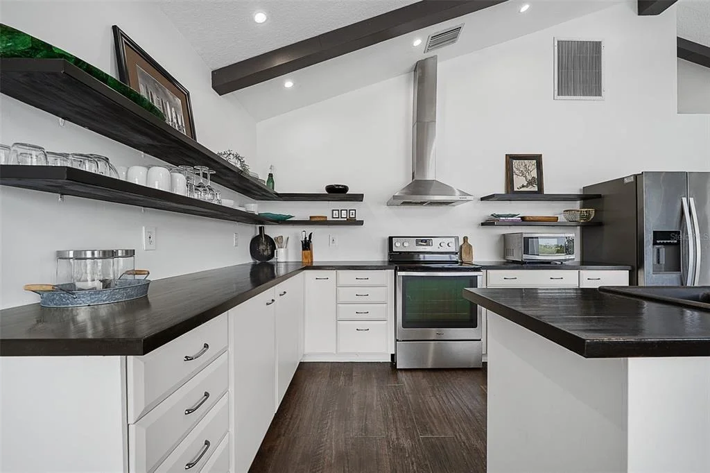 Photo of 3110 JOHN ANDERSON DRIVE
