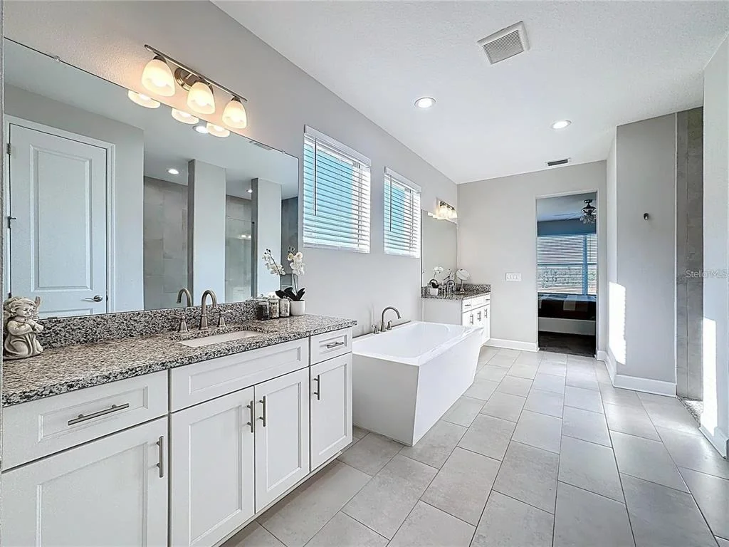 Photo of 5216 LAKE VENICE DRIVE