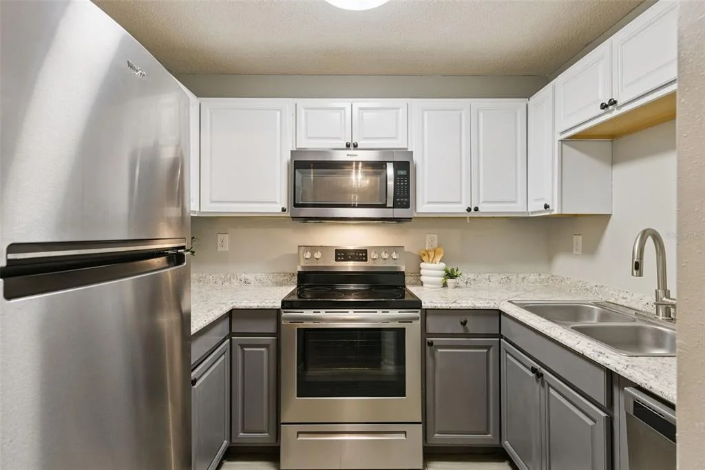 Photo of Unit 1 at 220 MOREE LOOP