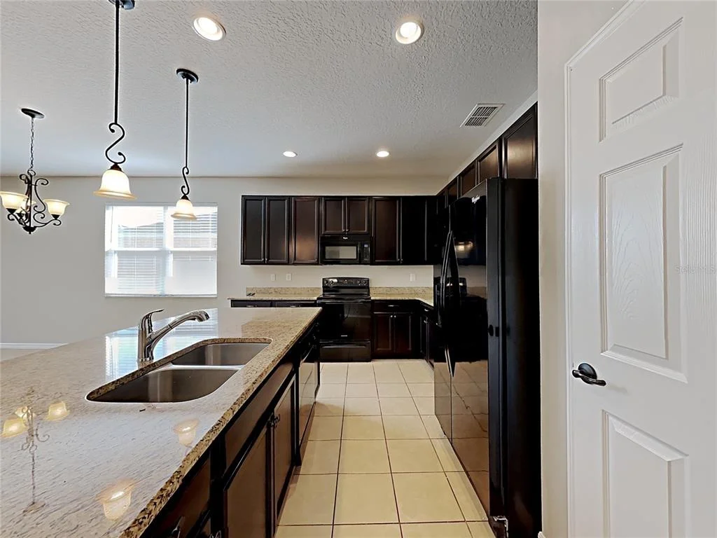 Photo of 1328 ARONIMINIK DRIVE