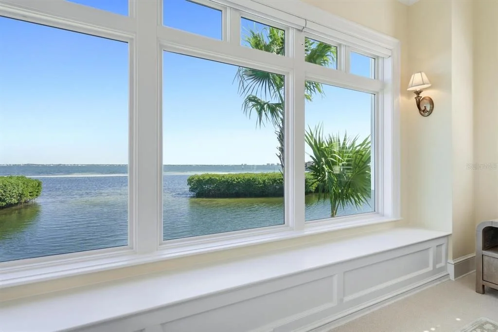 Photo of 560 HARBOR POINT ROAD