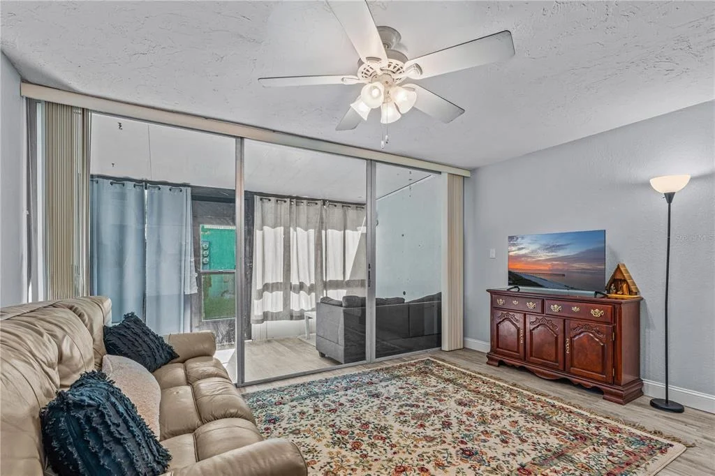 Photo of Unit UT23 at 5500 OCEAN SHORE BOULEVARD