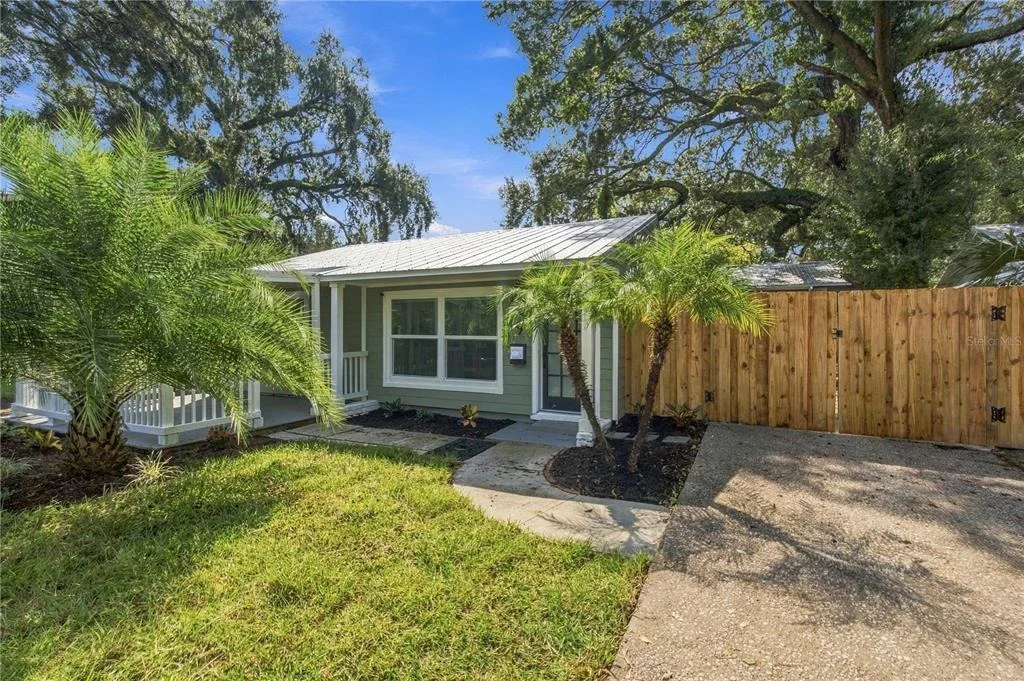 Photo of 39 HAMILTON HEATH DRIVE