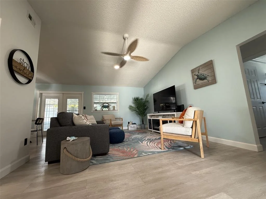 Photo of 10026 83RD CIRCLE