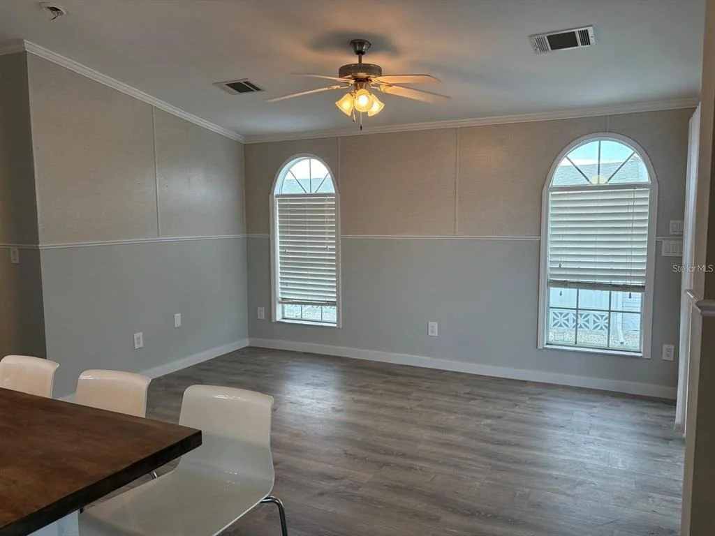 Photo of 653 LOS ALTOS