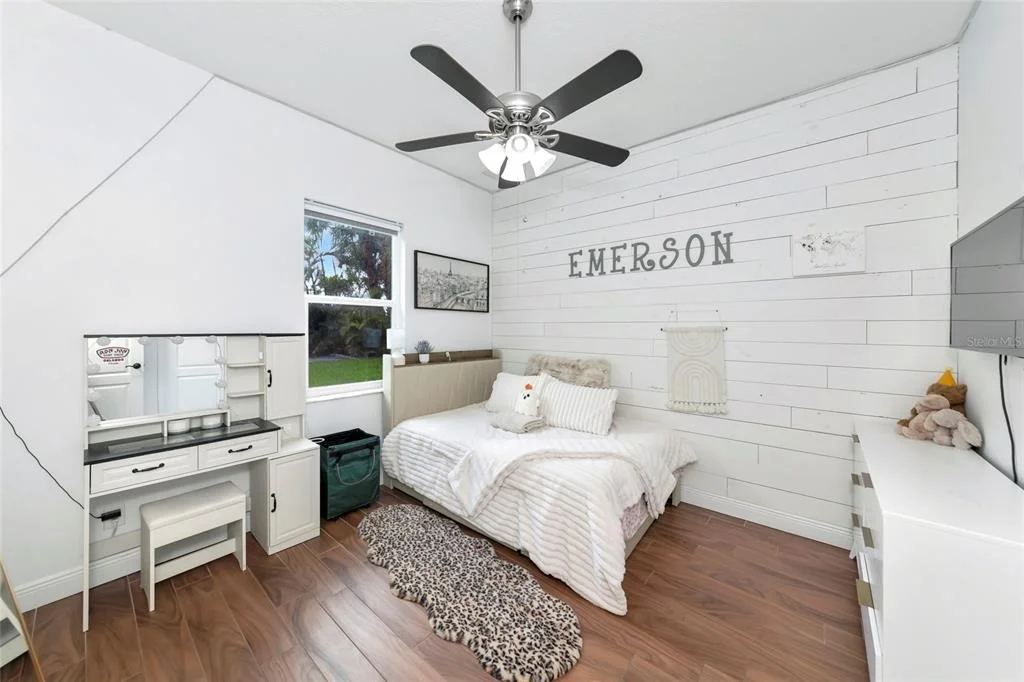 Photo of 1417 LANDVIEW LANE