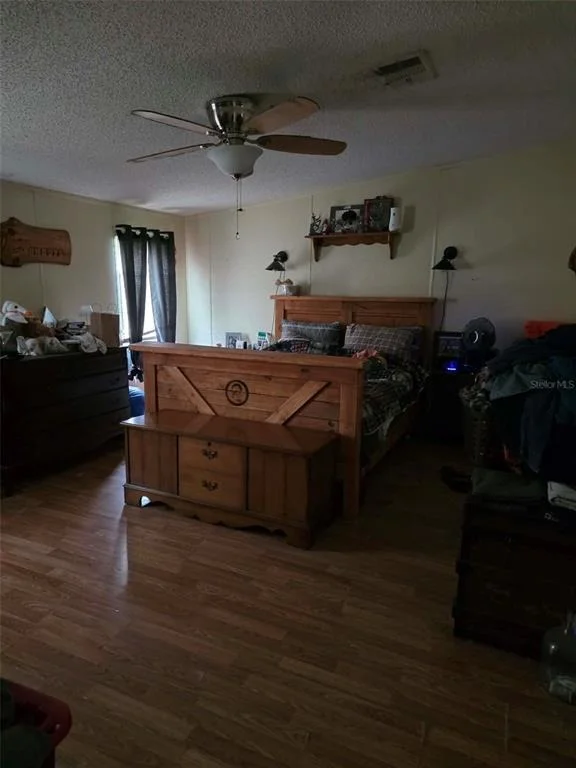 Photo of 25250 RICHBARN ROAD