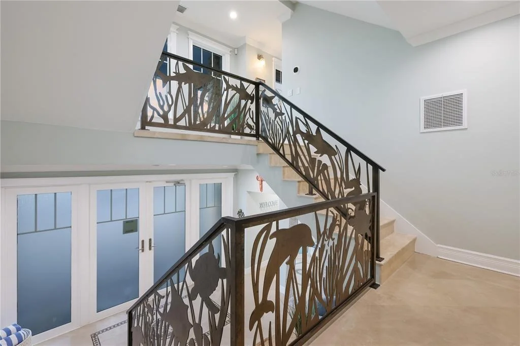 Photo of 313 HAMMOCK CIRCLE