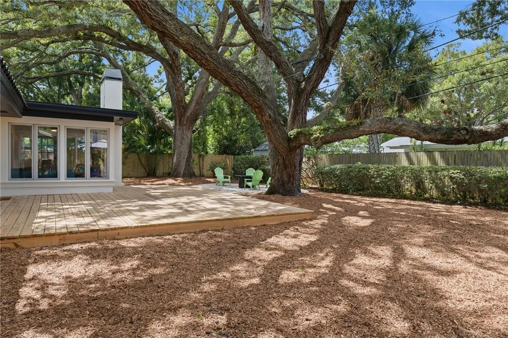 Photo of 2218 HENNESEN DRIVE