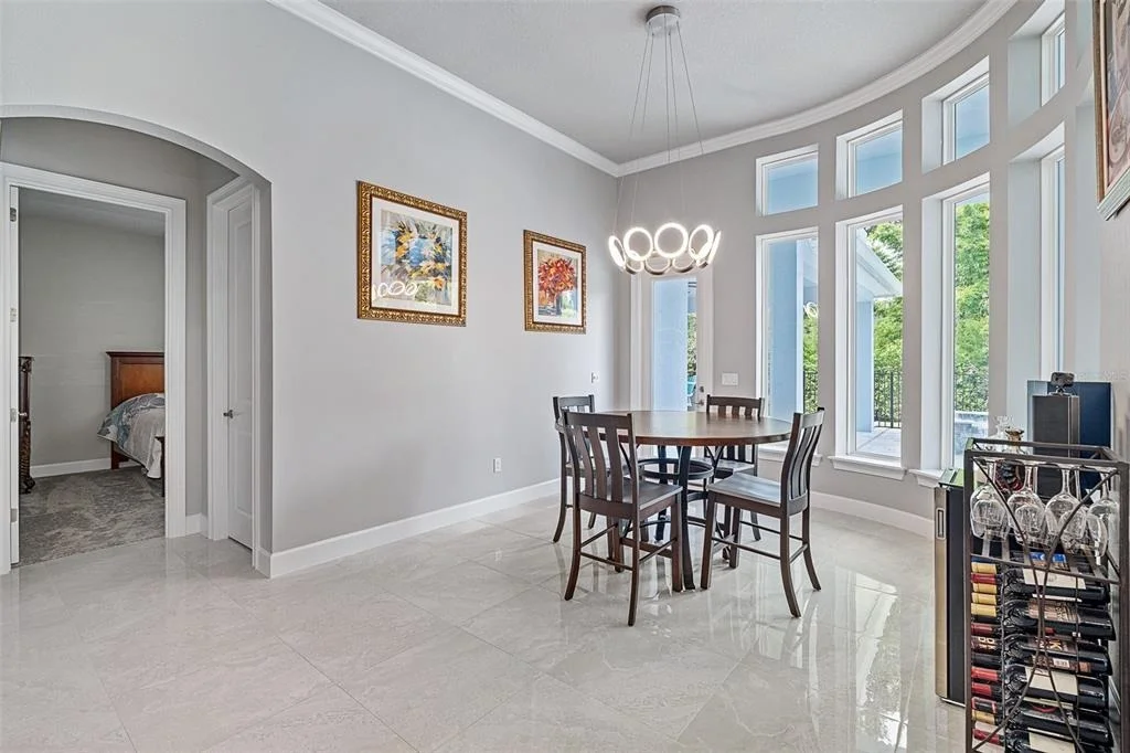 Photo of 998 DOWNSHIRE LANE