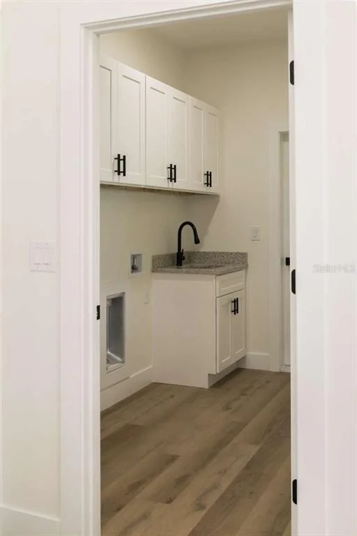 Photo of 2580 WALLER ROAD