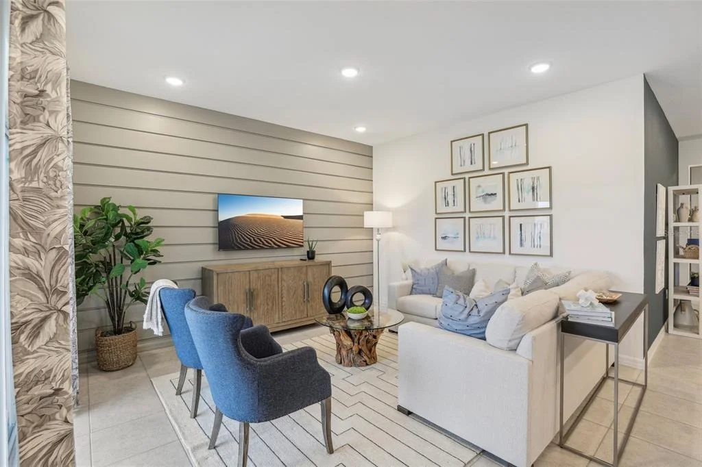 Photo of 5812 CLIFFBOW LOOP