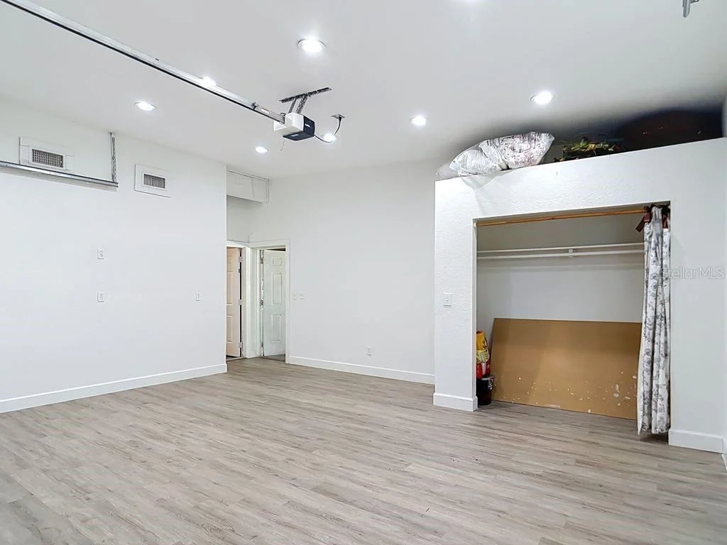 Photo of 1409 LAVILLA ROAD