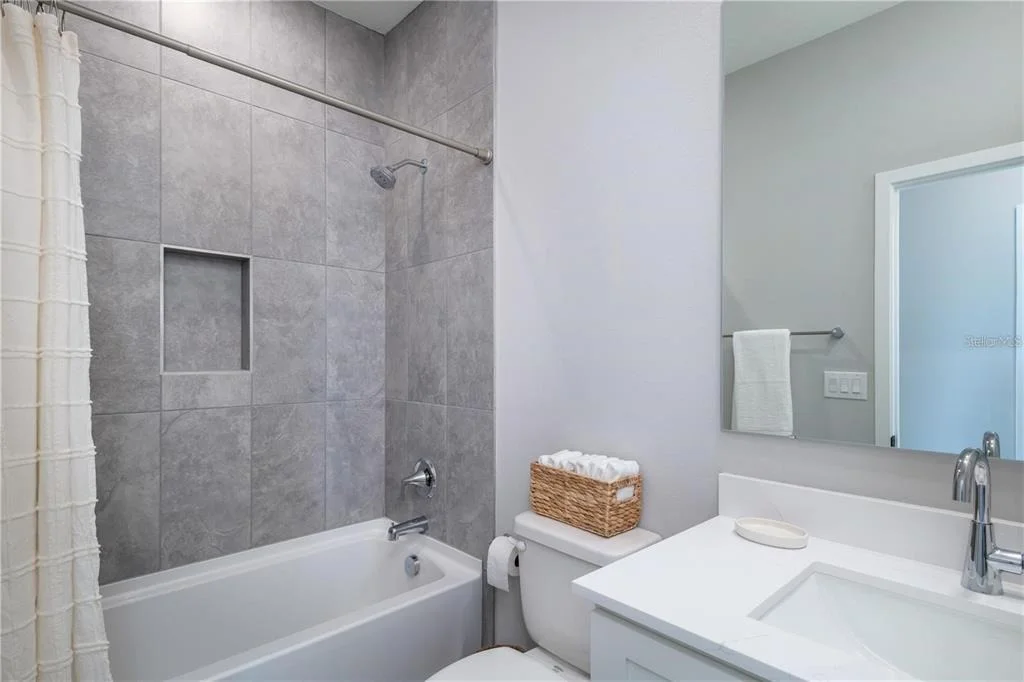 Photo of 82 SPRINGWOOD DRIVE
