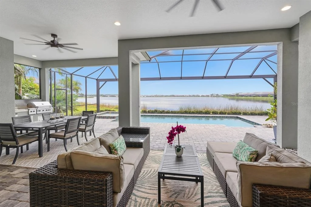 Photo of 8083 WATERBEND TRAIL