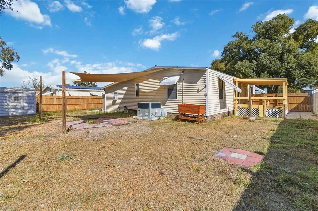 Photo of 2320 DARBY LANE