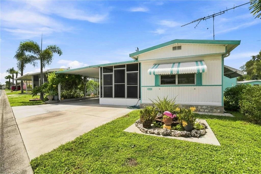 Photo of 3321 CAROL DRIVE