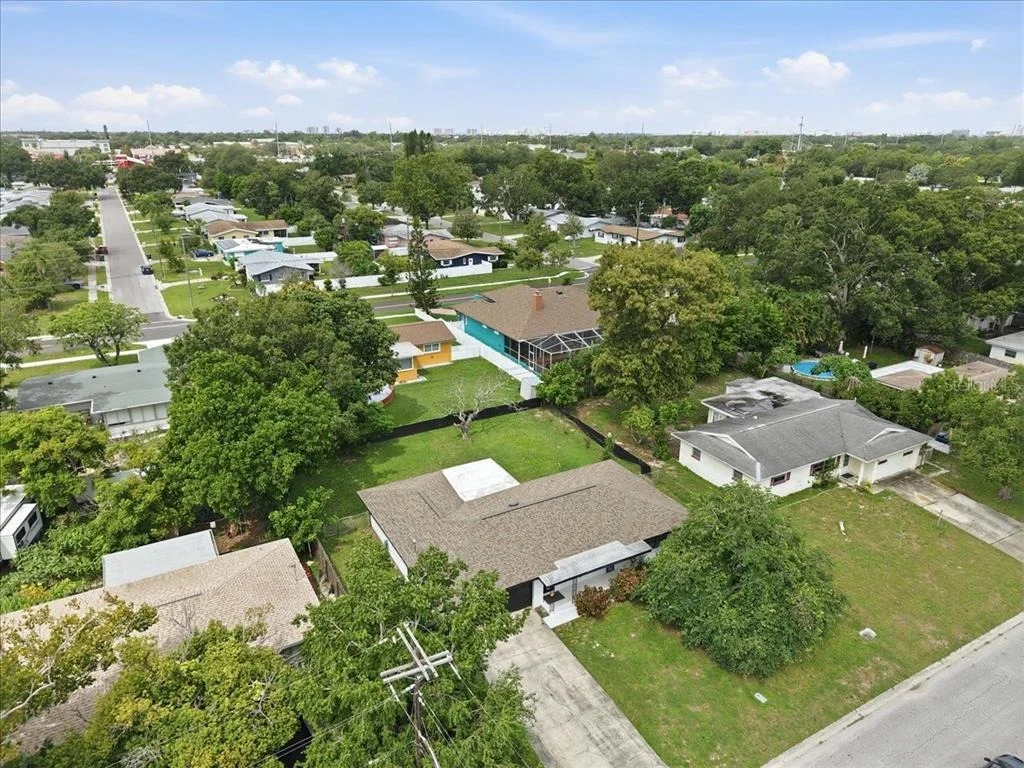 Photo of 1860 ALBERTA DRIVE