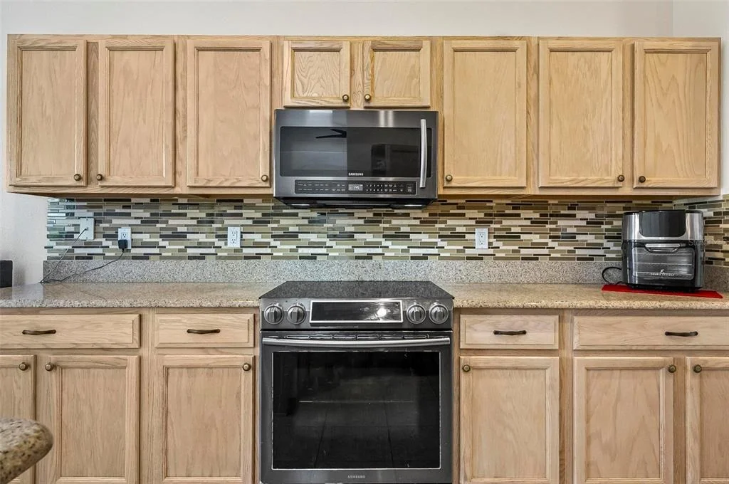 Photo of 19 RAINTREE CIRCLE