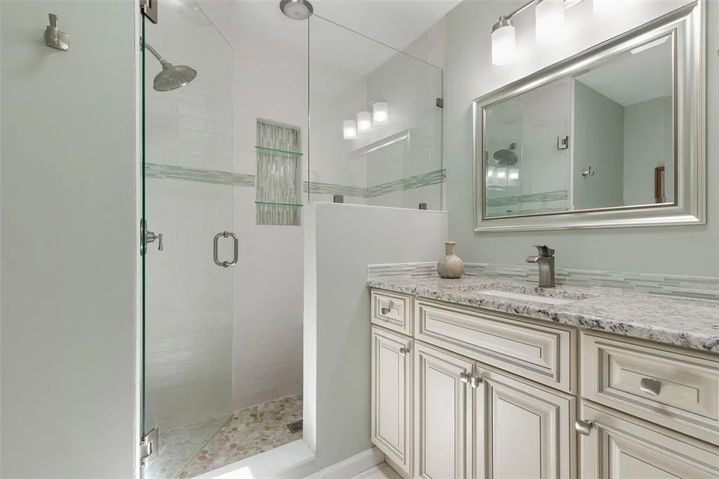 Photo of 76 BANYAN DRIVE