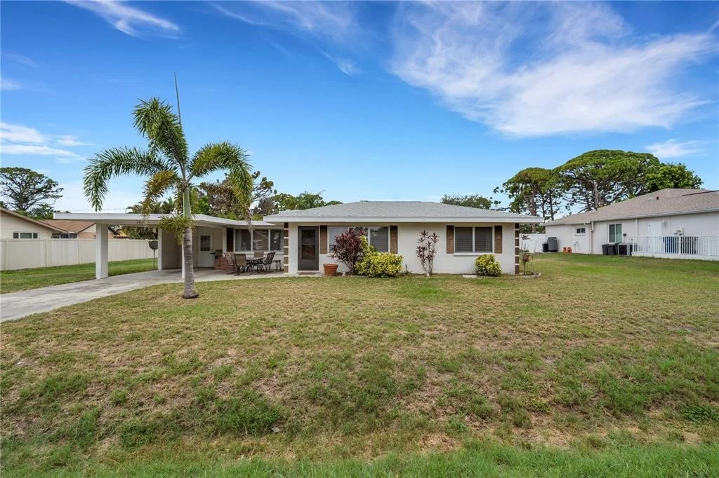 Photo of 2830 SIESTA DRIVE