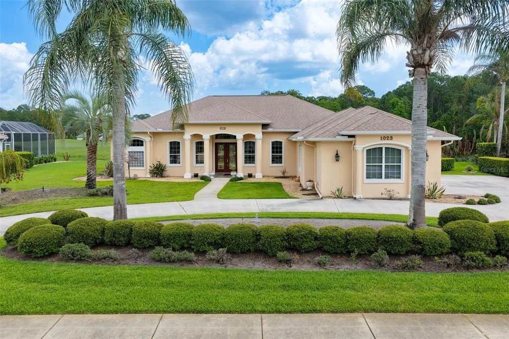 Photo of 1023 HAMPSTEAD LANE