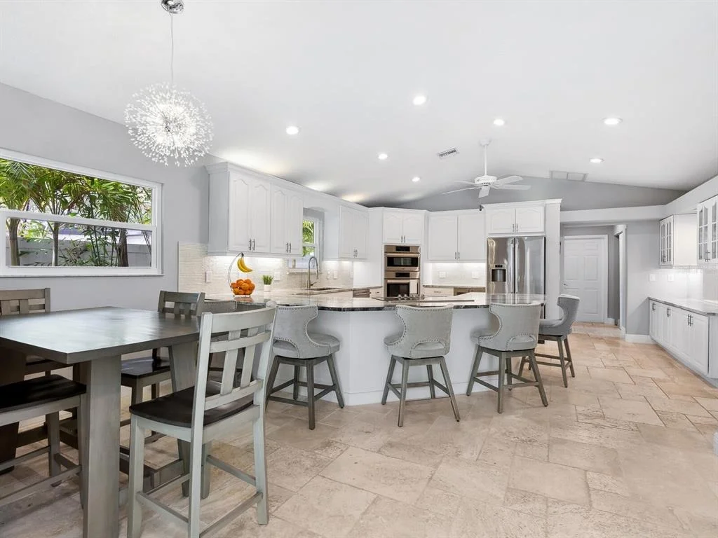 Photo of 221 LYCHEE ROAD