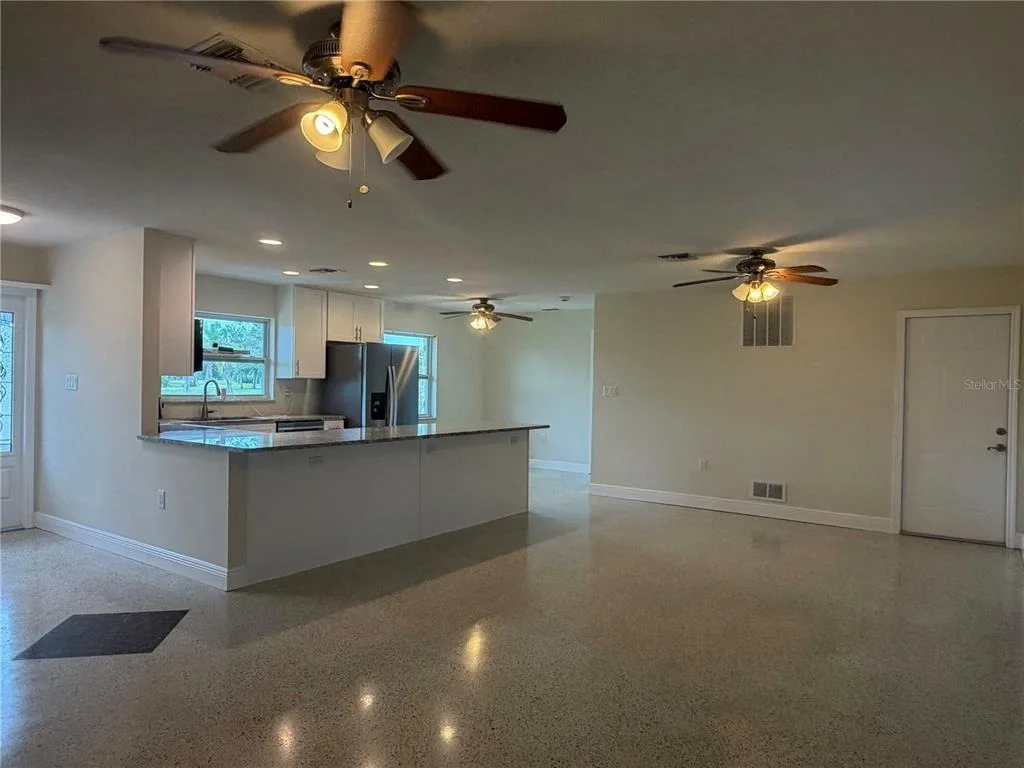 Photo of 623 PALM BOULEVARD