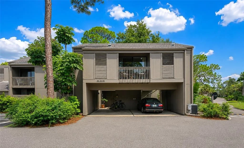 Photo of Unit 701 at 701 PINE RUN DRIVE
