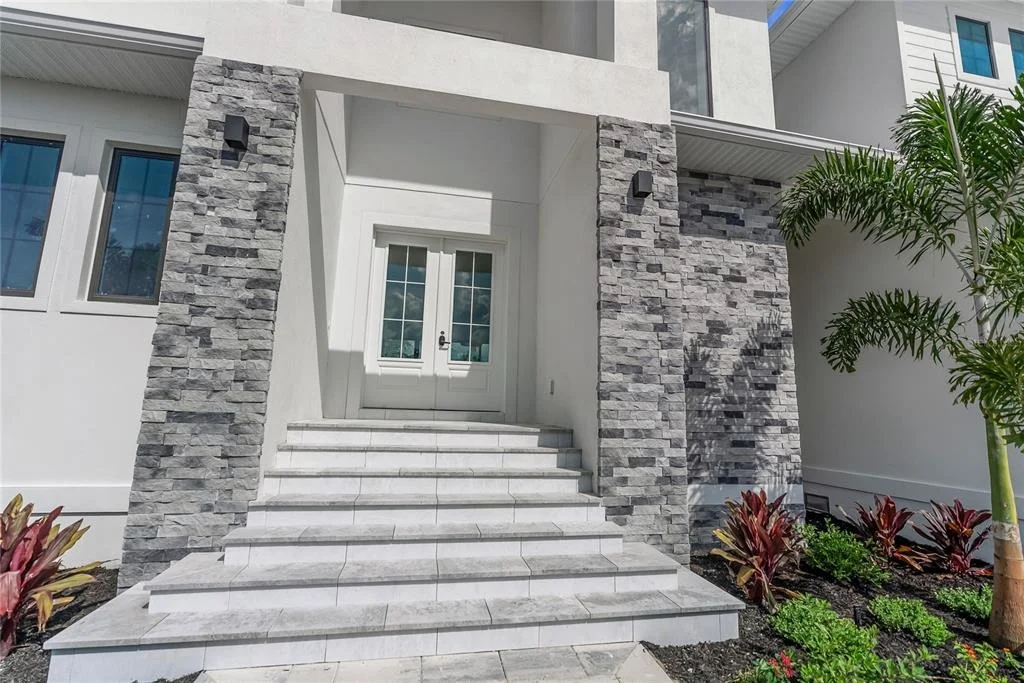 Photo of 569 BAYVIEW DRIVE