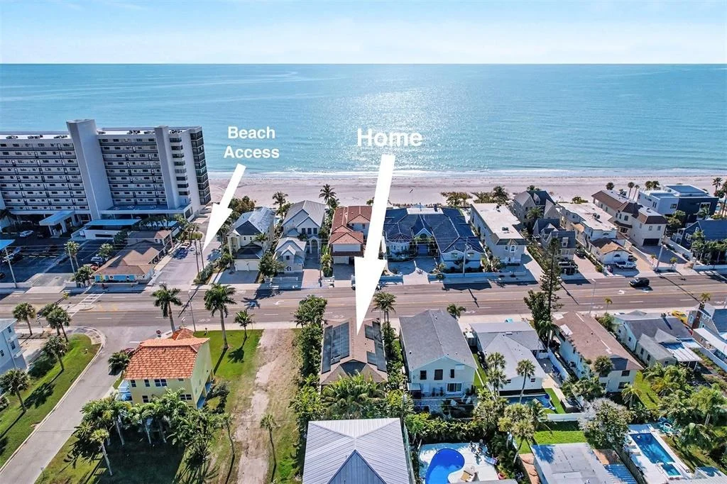 Photo of 15517 GULF BOULEVARD