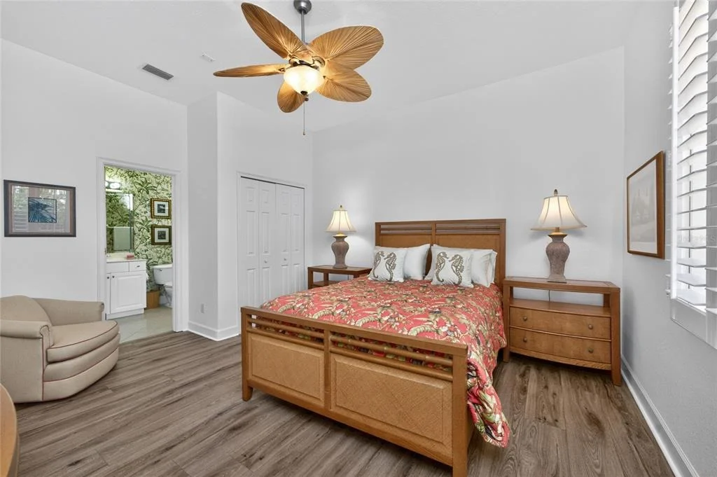 Photo of 3341 SUNSET KEY CIRCLE