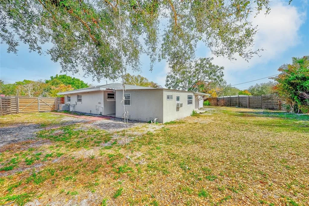 Photo of 3946 OMEGA CIRCLE