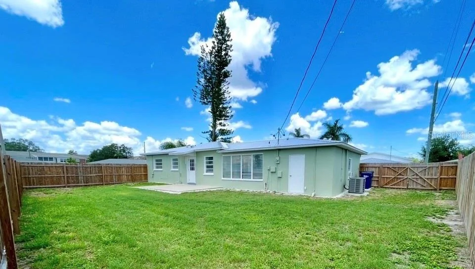 Photo of 4675 ORLANDO CIRCLE
