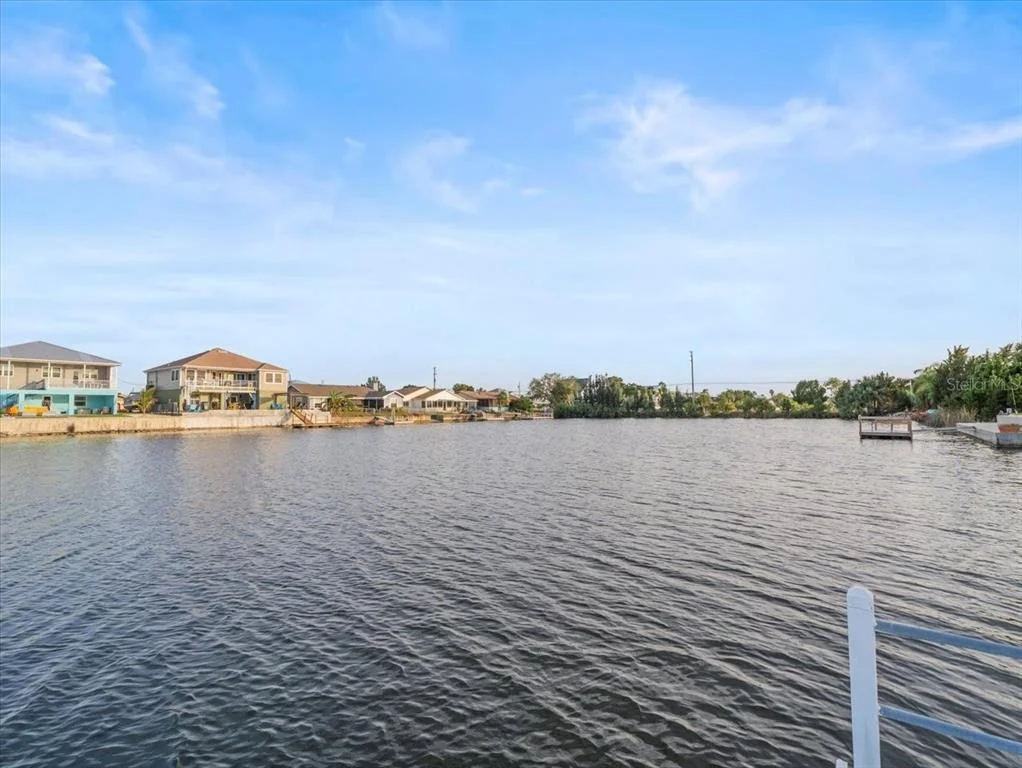 Photo of 3332 OLEANDER DRIVE