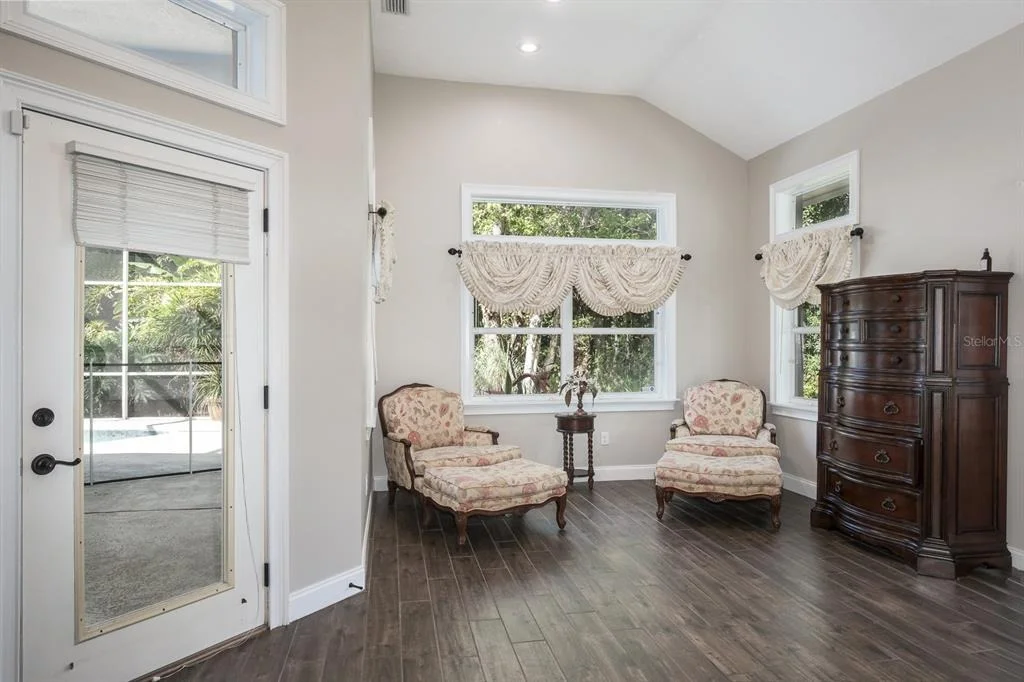Photo of 110 DEERPATH DRIVE