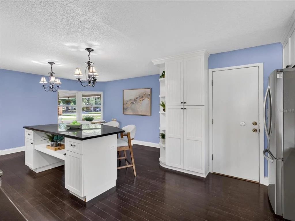 Photo of 333 CORNWALL ROAD