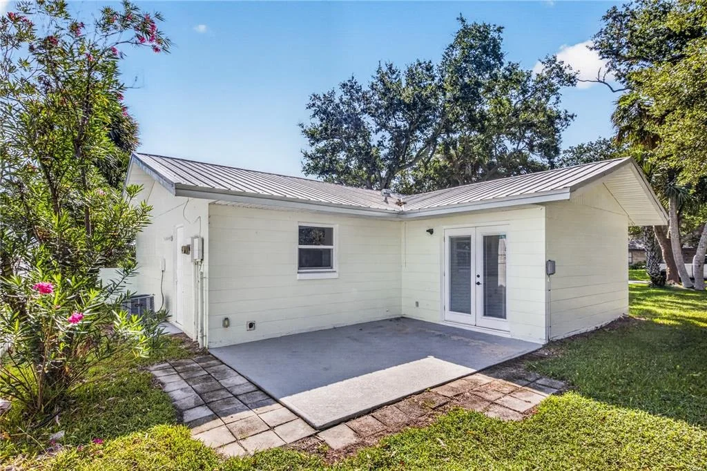 Photo of 5464 RIVERSIDE DRIVE