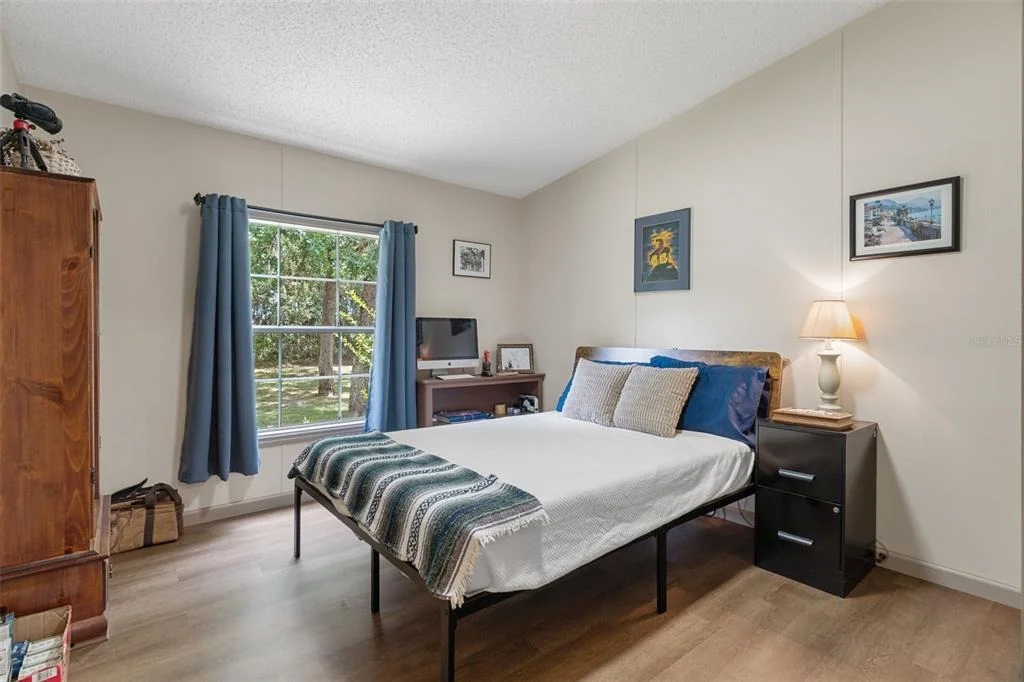Photo of 26255 LAMBETH ROAD