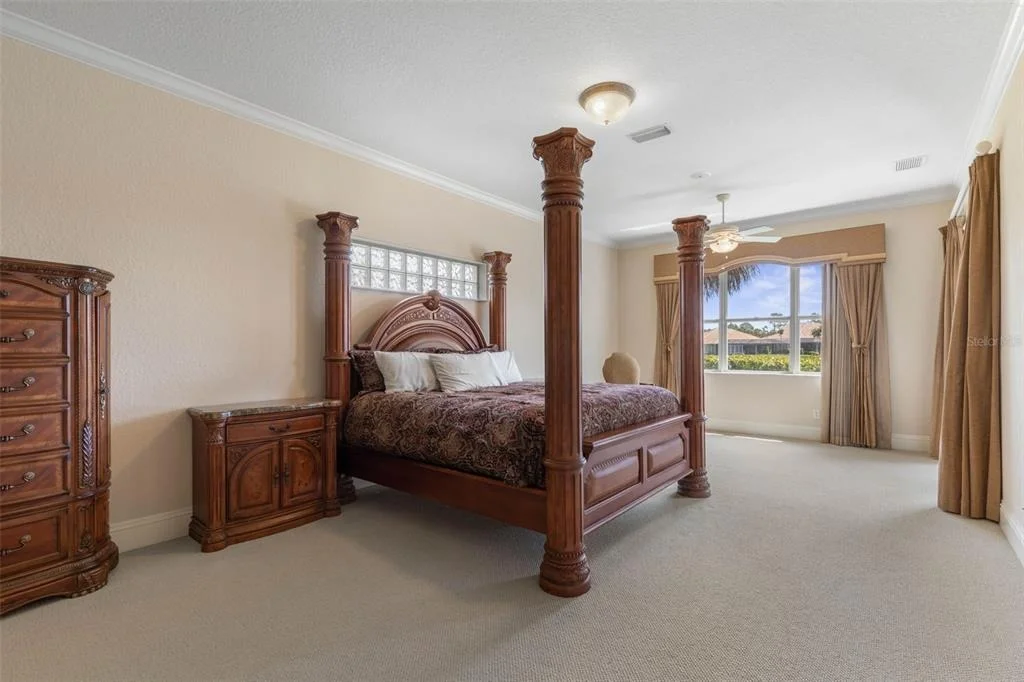 Photo of 62 OAK VIEW CIRCLE