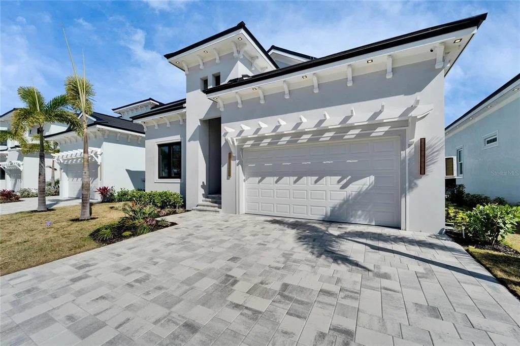 Photo of 6540 SIMONE SHORES CIRCLE