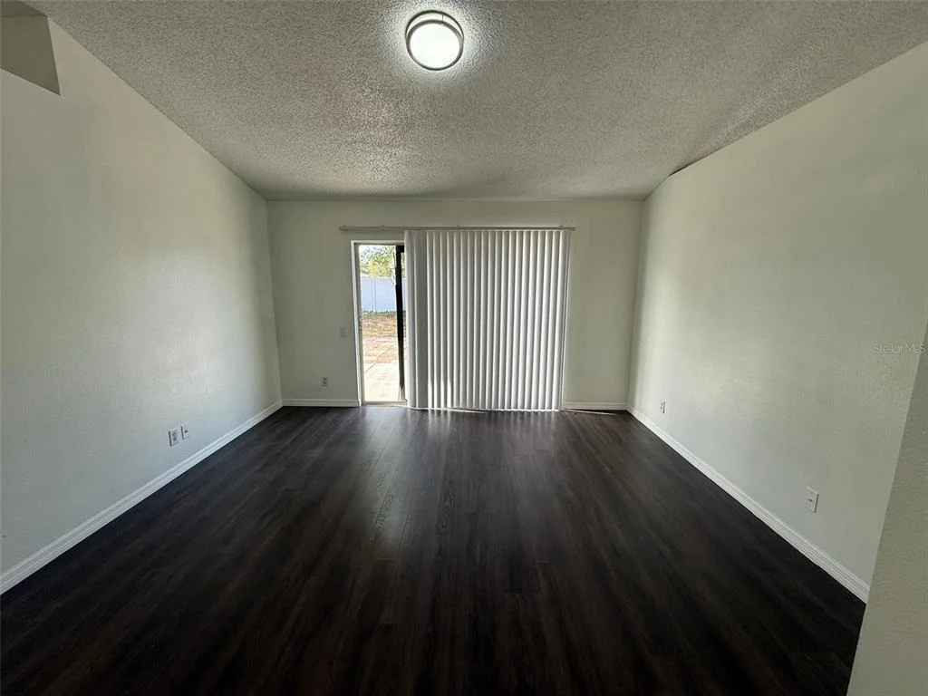 Photo of 13102 LINDEN DRIVE