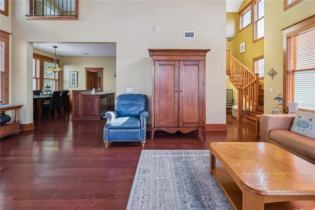 Photo of 1410 SE MAGNOLIA DRIVE