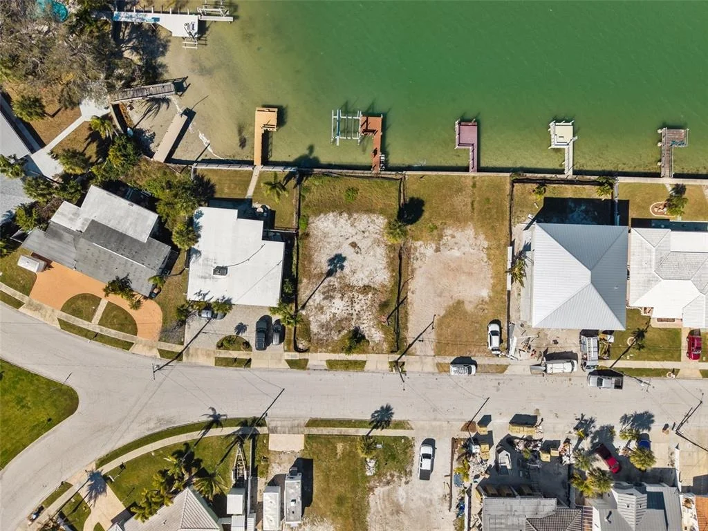 Photo of 15307 HARBOR DRIVE