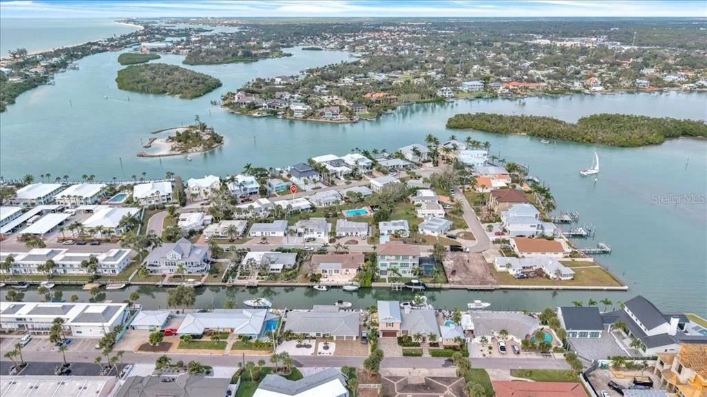 Photo of 904 INLET CIRCLE