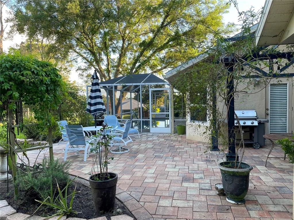 Photo of 15052 GREEN VALLEY BOULEVARD