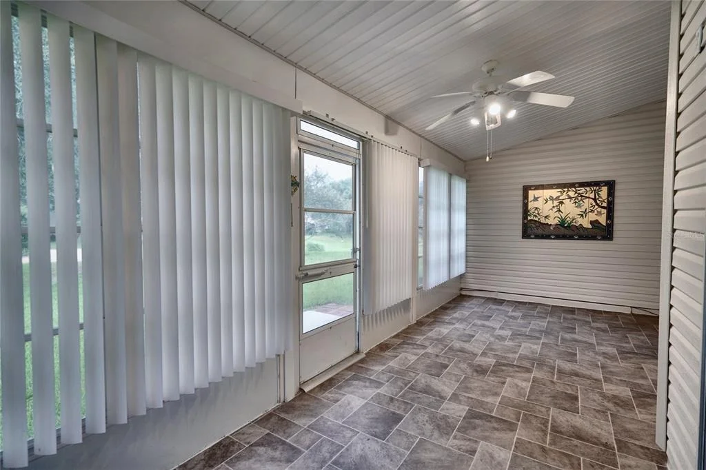 Photo of 25735 GLEN EAGLE DRIVE